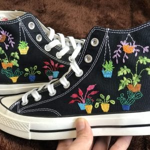 Embroidery converse wonderful / Custom converse Flower Embroidery / Custom converse Chuck 70 Taylor embroidered flower