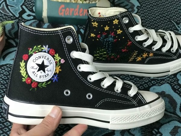 Floral embroidered converse high tops – Embroidered flower converse – Converse custom floral embroidery – Chuck Taylor Converse Women’s Embroidered Shoes
